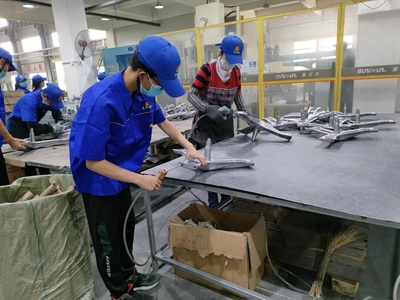 體驗企業(yè)工作場景，著眼未來砥礪前行 技術(shù)交流的價值與實踐